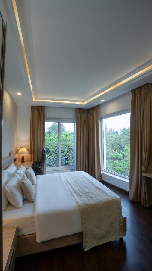 The Woodbury Hotel Gurgaon Exterior photo